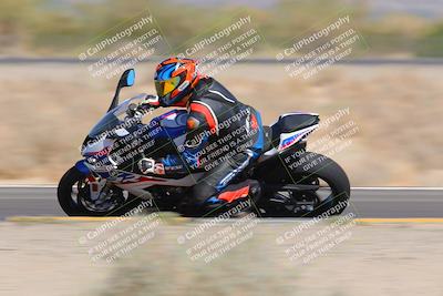 media/Oct-09-2022-SoCal Trackdays (Sun) [[95640aeeb6]]/Turn 15 Inside Distant Pans (1145am)/